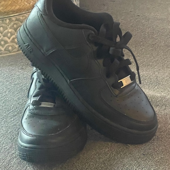 AF1 NIKE size 4Y for kids - Picture 2 of 2